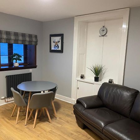 Commercial Hotel Insch Екстериор снимка